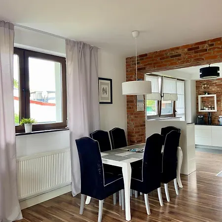 ホームステイ Goscinne